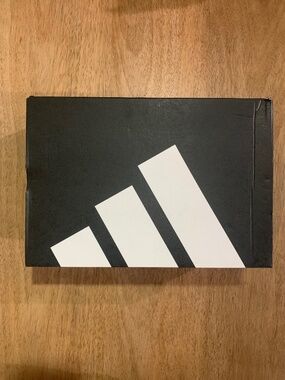 Adidas Sneaker Shoe Black White Logo Empty Box
